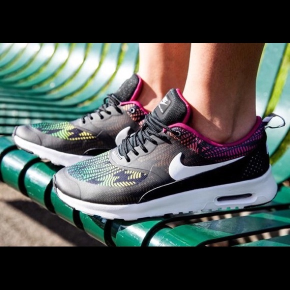 Nike Air Max Thea (Multi-Color) - Picture 2 of 3
